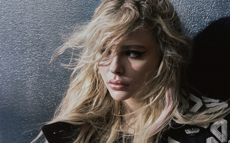 2015, lifestyles, moretz, close-up, 1080P, grace, actress, beautiful woman, Chloe Grace Moretz, hairstyle, Nylon, teenager, young adult, casual clothing