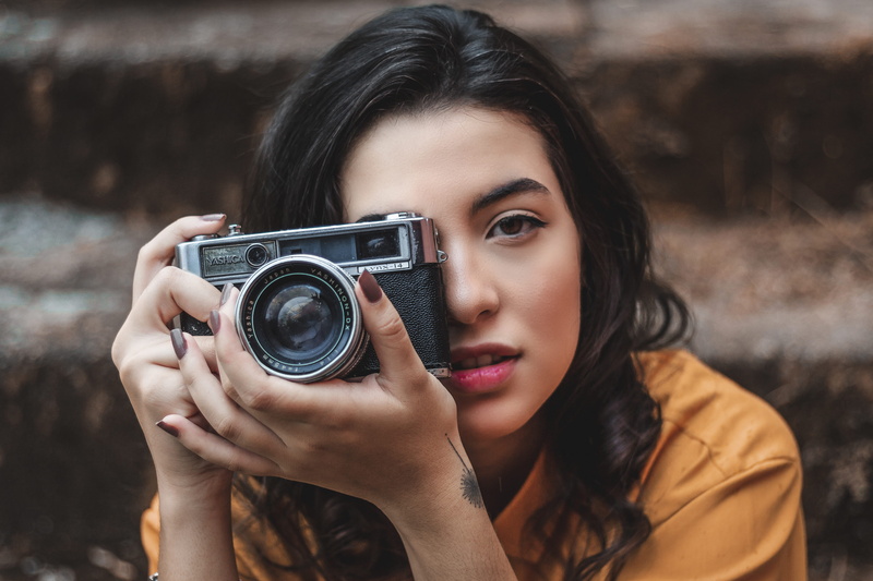 young, hairstyle, photography, young women, fashion, 5K, photographing, lens, black, digital camera, beautiful woman, Analogue, leisure activity, pretty