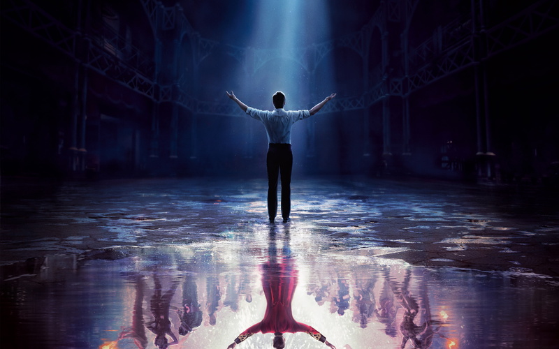 indoors, 2017, adult, The, Greatest, performing arts event, 4K, human body part, illuminated, arms outstretched, theatrical performance, Showman, limb