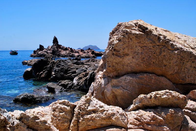 multiplication multiplication of rules, wind waist, rock - object, blue, the beautiful sea, ideal, comfortable, water, sea, tranquil scene, tourism nhon ly