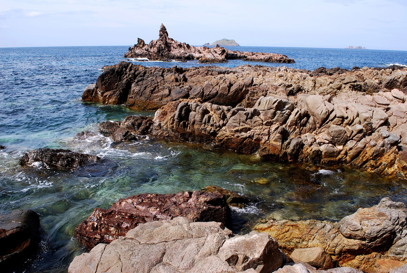 rock, rocky coastline, horizon over water, army headquarters, beauty in nature, wind waist, multiplication multiplication of rules, no People, blue sea