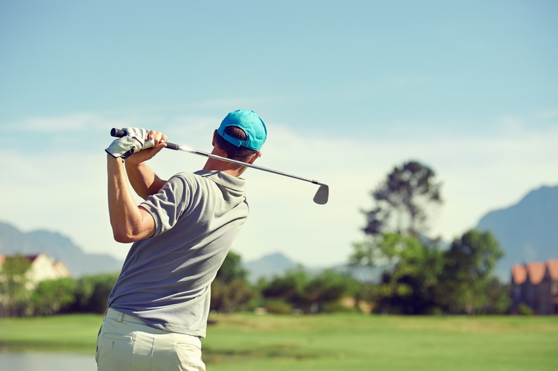 skill, one person, leisure activity, grass, golf swing, sportsman, sky, lifestyles, taking a shot - sport, outdoors, holding, 1080P, playing, real people