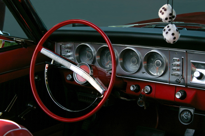 land vehicle, dashboard, control, macro, mode of transportation, steering wheel, cubes, the wheel, devices, 2K, bokeh, silver, car, vehicle interior, close-up