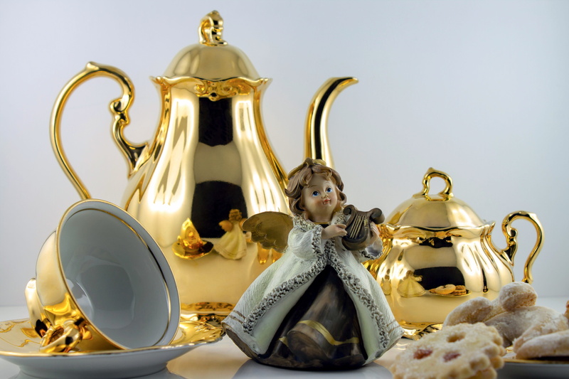 sweet food, angel figure, angel, coffee, porcelain, indoors, sugar bowl, wealth, delicious, festive, ceramics, tableware, angelic, representation, christmas