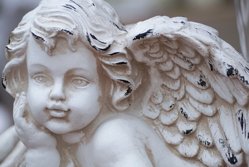 statue, rest, romance, close, romantic, creativity, advent, solid, female likeness, guardian angel, happy, white color, religion, angel figure, sculpture