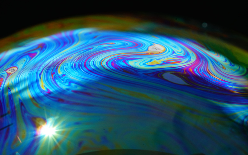 illuminated, multi colored, color game, fabenfroh, rainbow effect, purity, pattern, science, water, full frame, motion, light - natural phenomenon, reflection