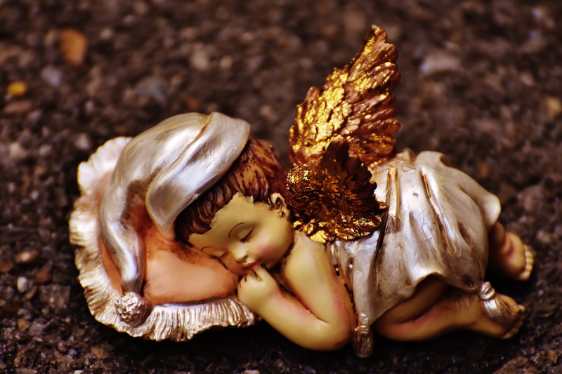 brown, day, focus on foreground, nature, selective focus, food, art, angel, indoors, wellbeing, angel figure, deco, 5K, food and drink, high angle view