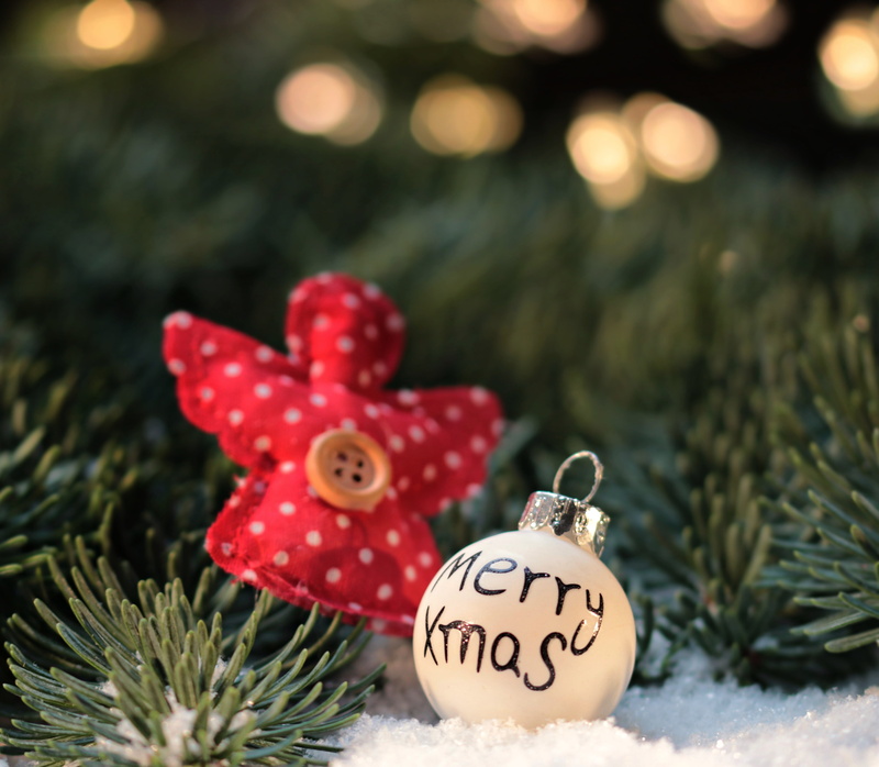 western script, christmas time, christmas motif, christmas tree jewelry, heat, closeup, art and craft, christmas ornament, christmas wishes, christmas ornaments