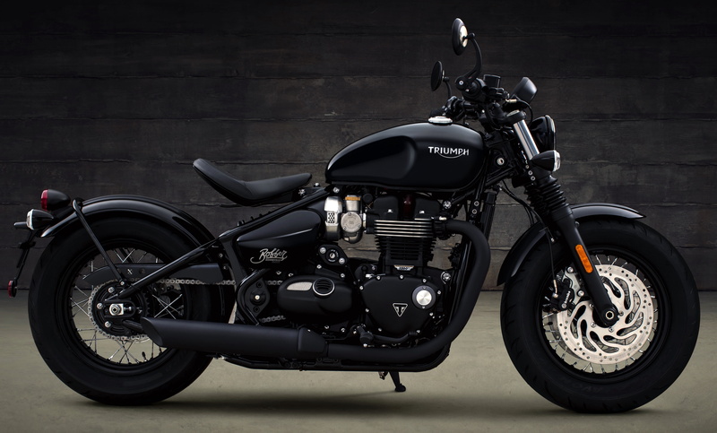 luxury, city, 4K, bicycle, Triumph Bonneville Bobber, parking, black color, tire, wheel, mode of transportation, land vehicle, side view, road, 2018, chrome