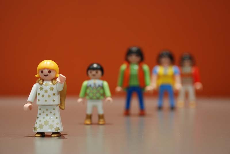 studio shot, full length, red, copy space, figurine, men, childhood, innocence, offspring, child, 4K, toy, waving, boys, indoors, human representation