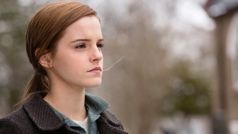 outdoors, adolescence, depression - sadness, actress, uncertainty, beauty, portrait, adult, brunette, serious, beautiful woman, focus on foreground, young adult