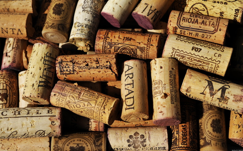 set, winemaking, number, wood - material, food and drink, floral, text, cork - stopper, close-up, 2K, brown, wine cork, black, stack, still life, wine