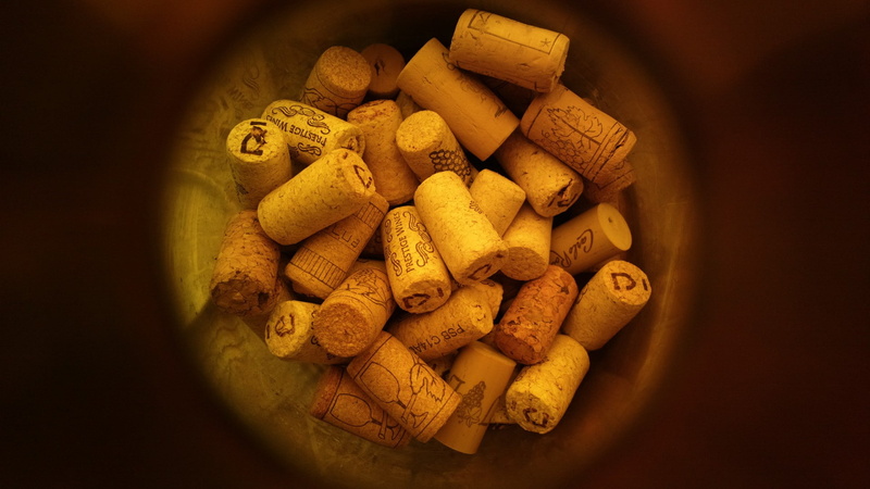 jars, drink, 1080P, food, bottle, container, indoors, wine cork, directly above, abundance, high angle view, wine, cork, freshness, large group of objects
