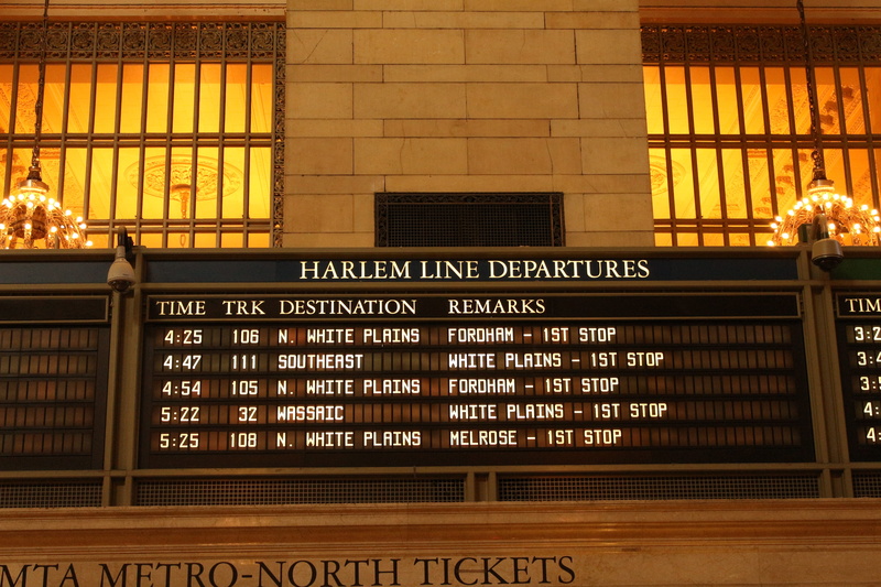 bulletin, illuminated, communication, window, train station, 5K, indoors, new york, western script, architecture, grand central station, transportation