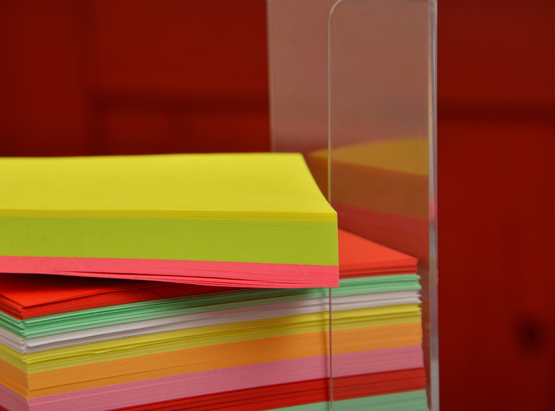 save to list, red, office accessories, office, note, document, large group of objects, leaves, zettelbox, adhesive note, filing cabinet, yellow, colorful
