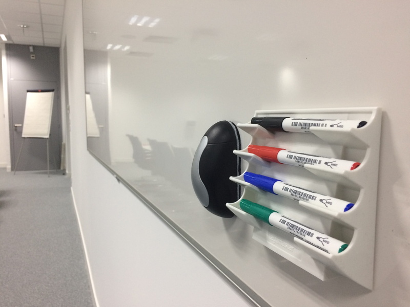 architecture, drawing, table, 2K, dry, Eraser, board, flooring, network connection plug, absence, black, marker, white, education, magnetic, markers, creativity
