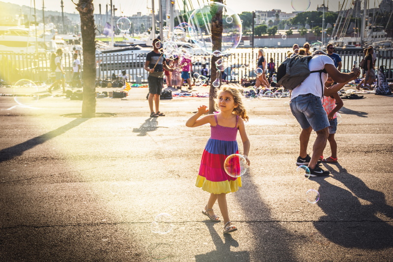 real people, group of people, males, child, day, full length, cute, spain, positive emotion, enjoyment, females, nature, portrait, 5K, bubbles, kid, lifestyles