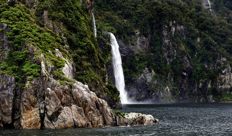 nature, green, forest, black, CC0, Sony DSLR A300, National Park, photos, stream, waterfalls, geo tagged, Fiordland, water, waterfall, 1080P, mountain