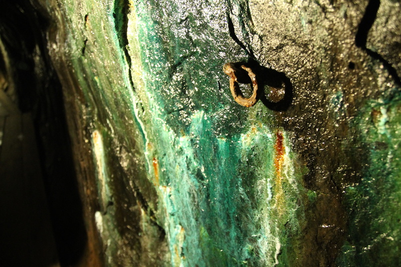 day, 4K, rough, deterioration, textured effect, green color, full frame, textured, outdoors, nail, protection, backgrounds, rusty, old, cleva gruba, metal