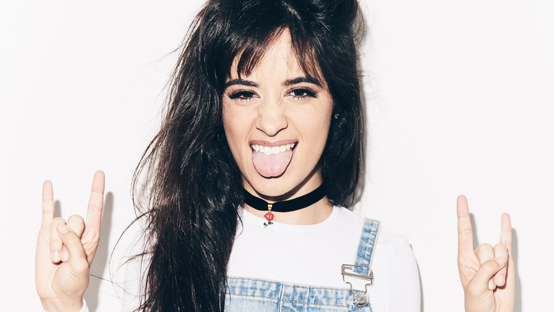 singer, beautiful woman, headshot, front view, one person, mouth open, young women, indoors, 2K, women, happiness, hairstyle, hair, choker, portrait, long hair
