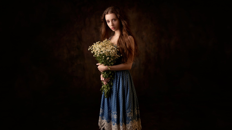 polka dots, Chamomile, women, flowers, parted lips, Max Pyzhik, studio, dark background, dark, model, brunette, vignette, looking at viewer, 4K, 4K, brown eyes