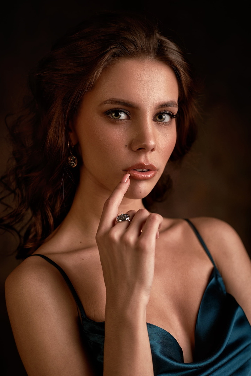 blue clothing, jewelry, looking at viewer, dress, makeup, Maria Rykova, Max Pyzhik, 1080P, brunette, simple background, portrait, women