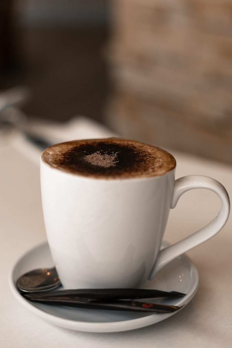 chocolate, coffee cup, drink, freshness, still life, latte, indoors, espresso, teacup, black, coffe bean, 5K, beverage, food, new york, saucer, cappuccino