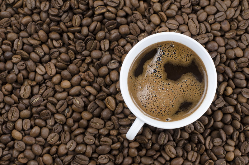 close-up, crockery, cup, frothy drink, drink, food, teacup, large group of objects, directly above, brown, white, freshness, roasted coffee bean, no people
