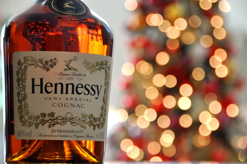 communication, illuminated, drink, bokeh, christmas, glass, special, cognac, holiday, bottle, close-up, label, focus on foreground, Hennessy, christmas tree