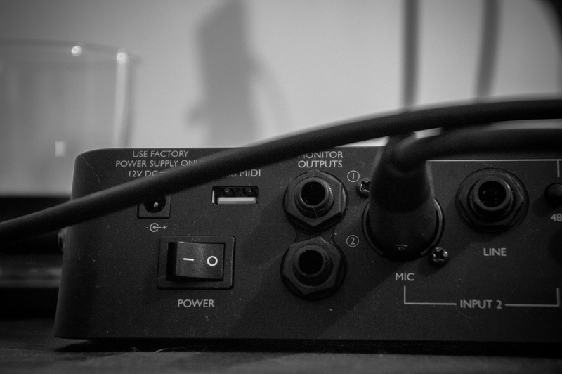 control, audio equipment, technology, connection block, musical equipment, electrical equipment, musical instrument, wires, communication, focus on foreground