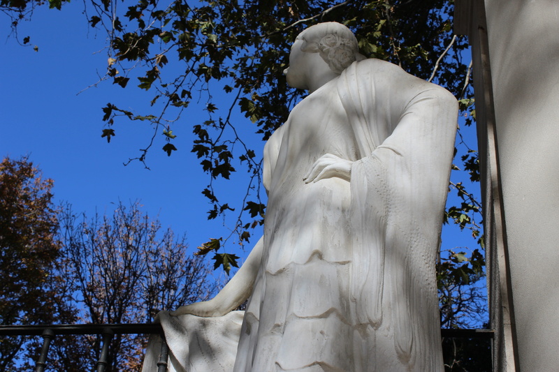 handrail, stone figure, spirituality, outdoors, stone, male likeness, creativity, flamenco, mono, spanish woman, Thinking, figure, supported female, architecture