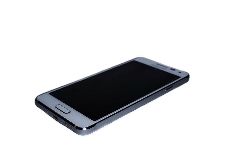 mobile, portable information device, black, global communications, touch screen, screen, device screen, single object, blank, studio shot, white, communication
