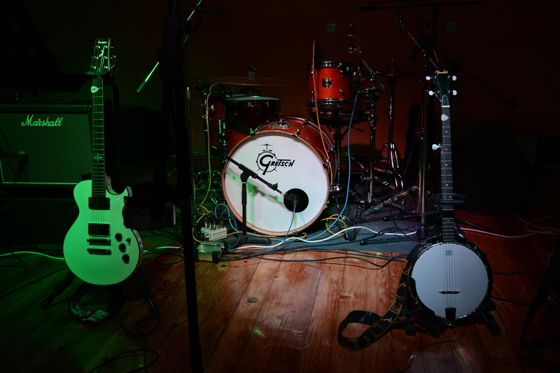instruments, string, cable, sound, string instrument, drum - percussion instrument, concert, musical equipment, no people, music, club, perform, 4K, rock music