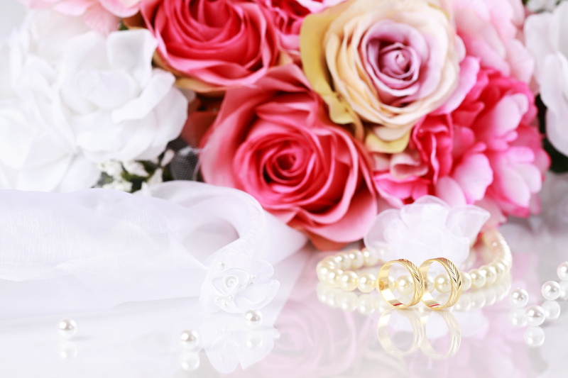 elegance, no People, event, freshness, petal, celebration, beauty, beauty in nature, pearl jewelry, close-up, married, plant, bouquet, love, white, romance