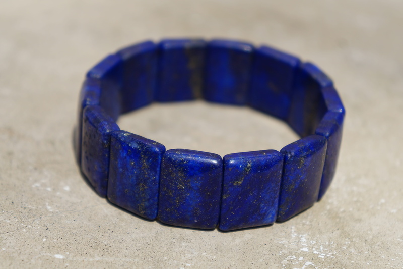 gem, land, jewelry, two objects, still life, no people, mineral, selective focus, close-up, jewel, geometric shape, lazuli, indoors, shape, blue, rock