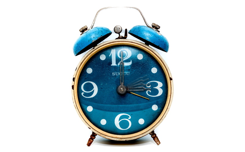 silver colored, no people, old-fashioned, clock, studio shot, shape, white background, clock face, the summer time changeover, 5K, personal accessory