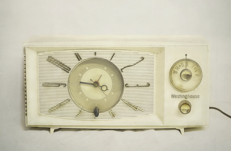 accuracy, clocks, shape, geometric shape, still life, wall - building feature, instrument of time, minute hand, circle, technology, indoors, number, hour hand