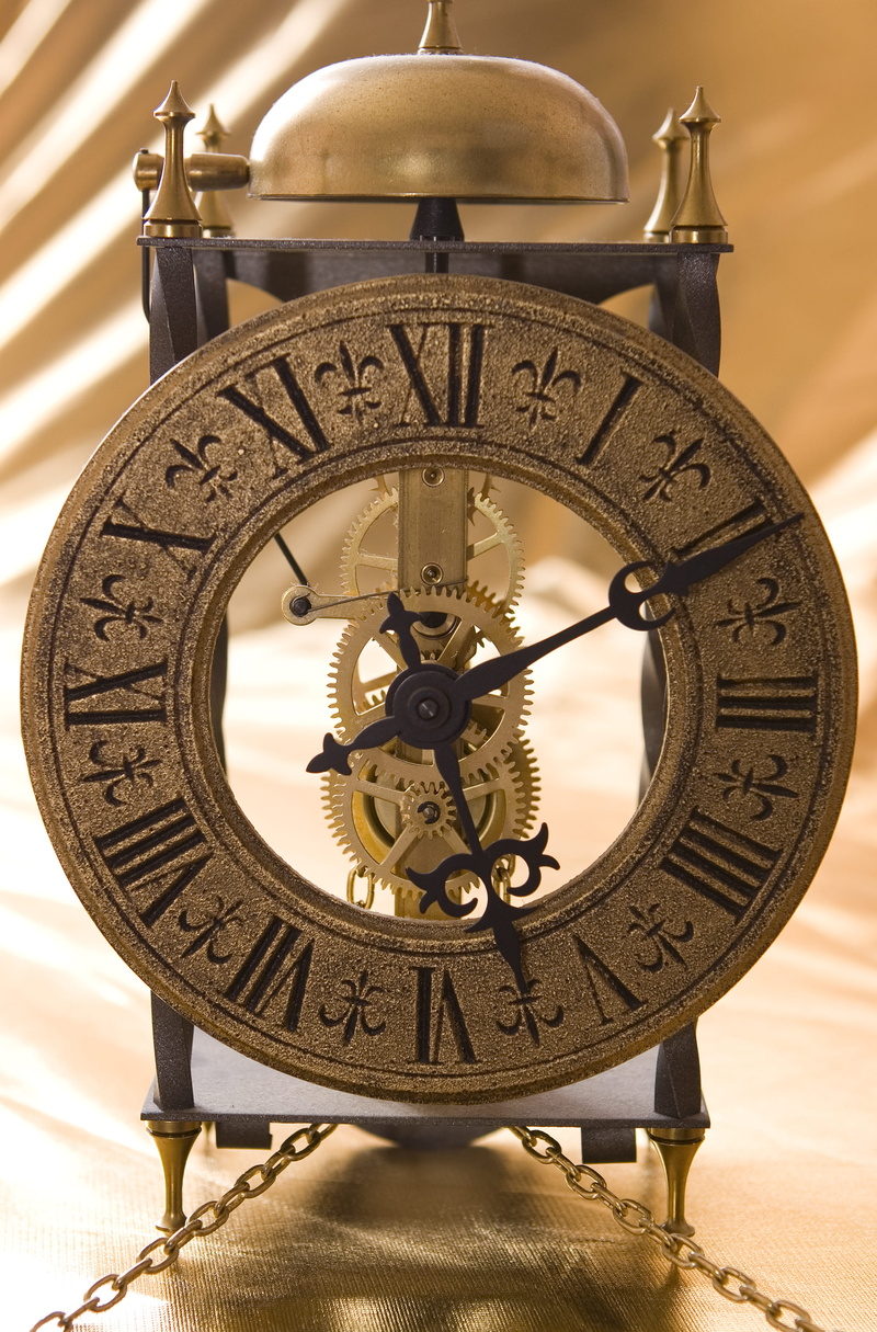 still life, twelve, shiny, close-up, second, minute hand, wind, dial, clock, day, circle, geometric shape, time, pressure, indoors, appointment, countdown