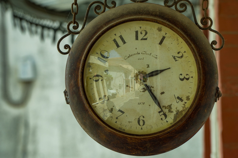 time, close -up, minute hand, antique, vintage, instrument, shape, timepiece, minutes, old, focus on foreground, clock hand, hours, classic, circle, clock face