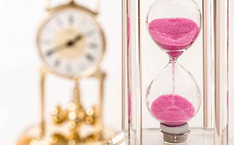 5K, Rush, checking the time, New Year, indoors, Minute, pink color, Hourglass, deadline, minute hand, Measurement, pinkhourglass, timer, instrument of measurement