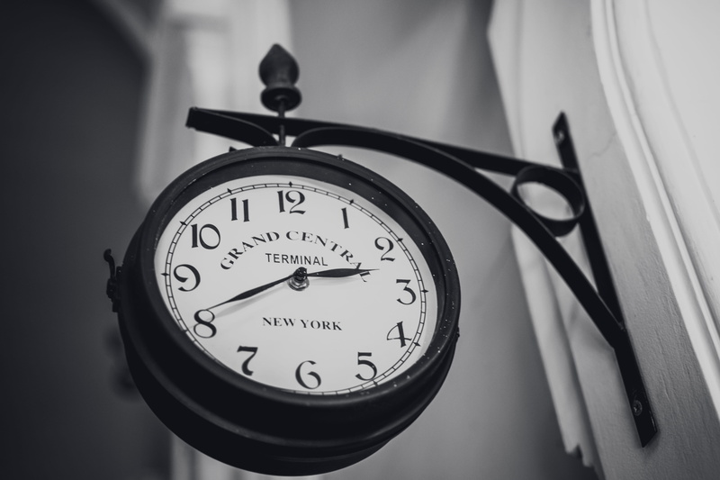ancient, clock Face, black and white, wall, round, train station, countdown, retro Styled, timer, old city, old mood, bell, minute Hand, grand central station