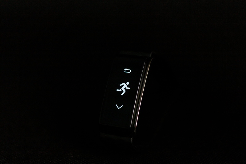 mobile, light, black Color, black, watch, number, direction, black Background, smartwatch, sport, single Object, close-up, app, no People, notification