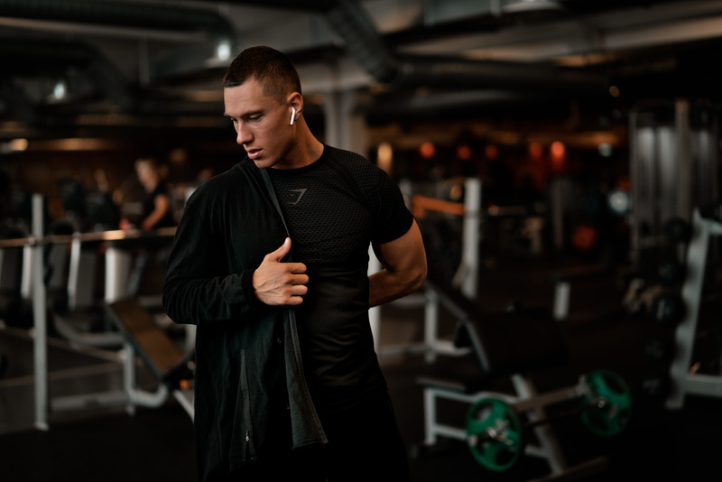 casual clothing, 8K, fitness, sport, fashion, males, workout, apple, style, love, coat, real people, young adult, adult, young men, male, standing, putting