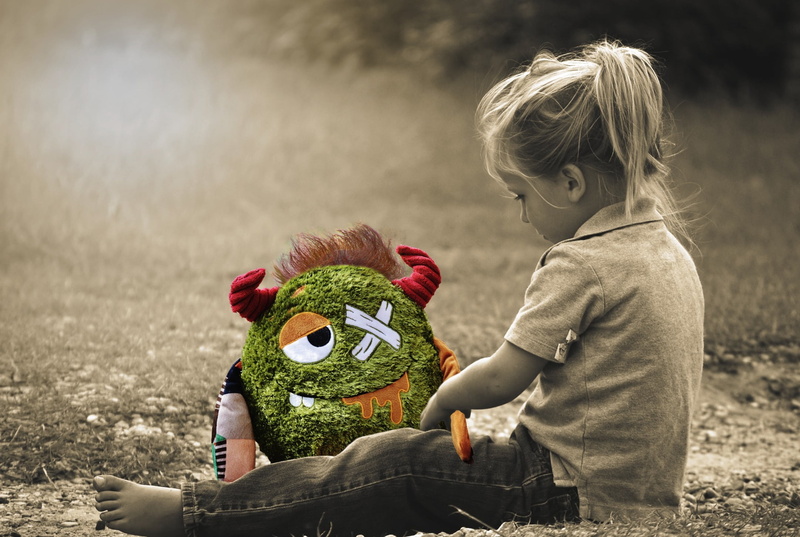 monster, side view, field, photo montage, little, hair, nature, focus on foreground, green, 1080P, horizontal, flower, sepia, looking down, royalty, holding