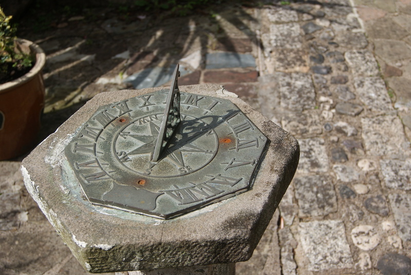 accuracy, history, clock face, stone, garden, architecture, 4K, instrument, sundial, wall clock, close-up, antique, time, metal, instrument of time, roman numeral