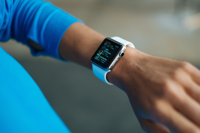 watch, human limb, connection, smart watch, man, hand, wristwatch, wearable computer, mobile phone, 4K, silicone, one person, adult, white, black, human body part