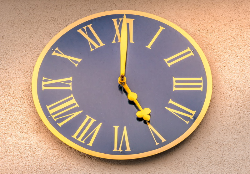 roman, time indicating, dial, about, clock hand, 4K, time, antique, clock, number, minute hand, blue, geometric shape, hour hand, old, circle, wall, new years eve
