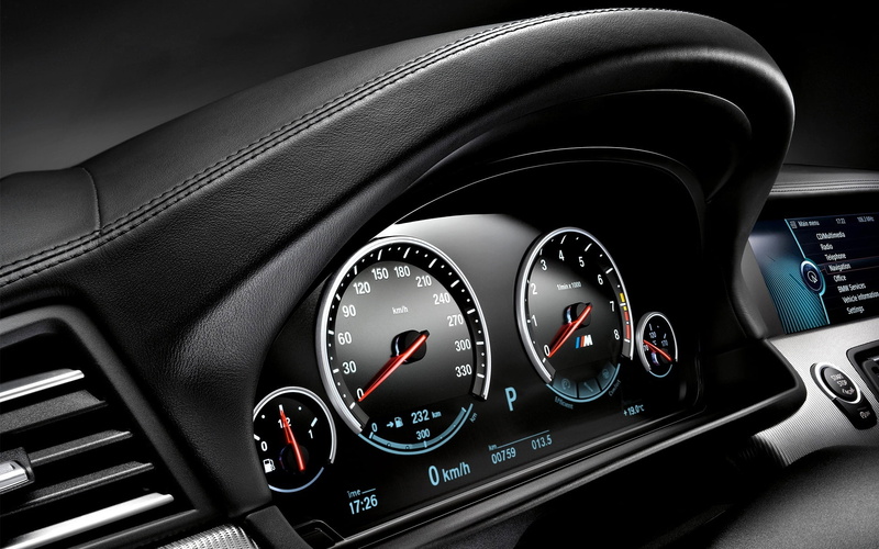 close-up, sports Car, cluster, land Vehicle, gauge, speedometer, mode of transportation, speed, instrument, luxury, transportation, black, wheel, black Color