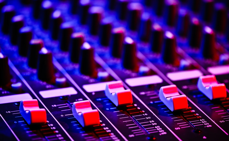 amplifier, communication, black, no people, mix, push button, radio, electrical equipment, mixing, control, technology, control panel, recording studio