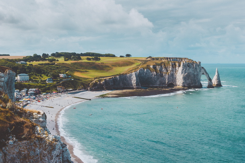 turquoise colored, rock, natural, water, outdoors, mountain, sea, cloudy, infinity, land, 4K, cliff, tourist, cloud - sky, ocean, body, nature, sand, beauty in nature